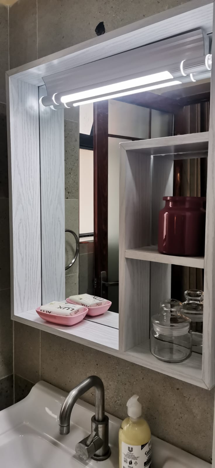 Built-in Wardrobe & Storage